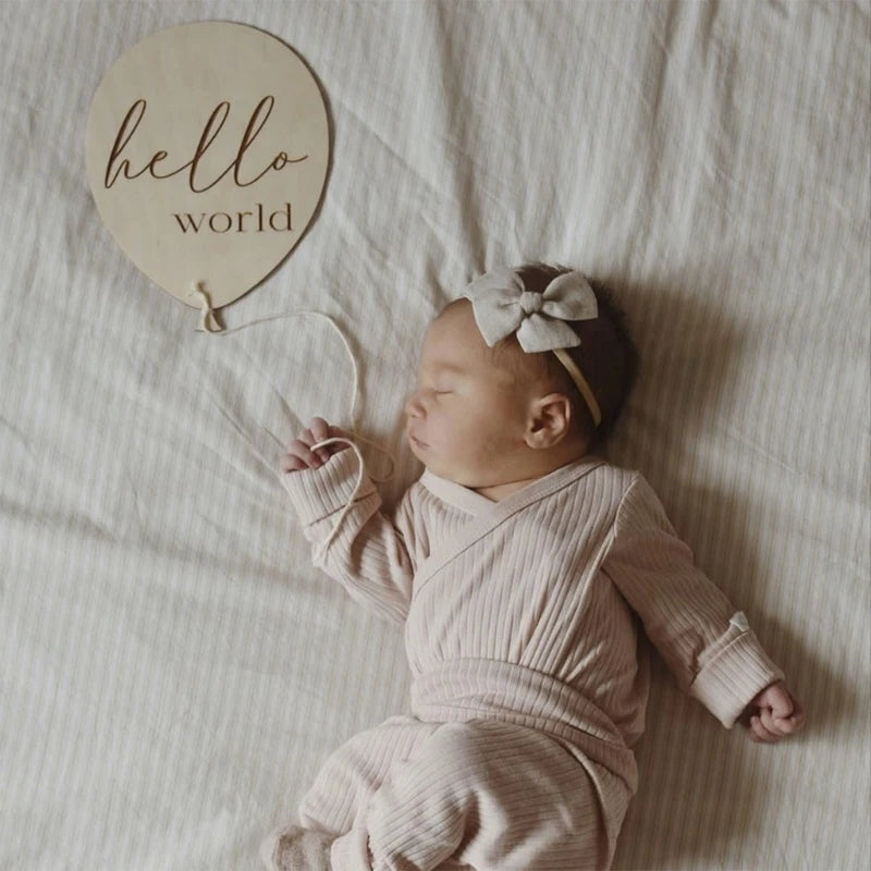 KLV Baby Wooden Balloon Milestone Card – 1-12 Month Newborn Photography Prop & Birthday Gift